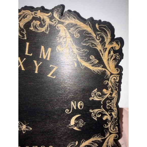 Hand crafted Artisan Felt Backed Spirit Board Black & Gold with planchette